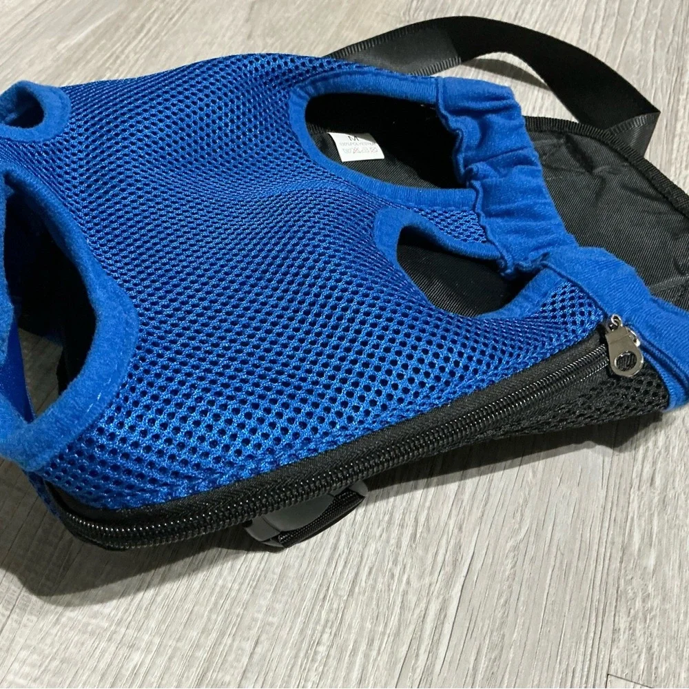 Yudodo Adjustable Dog Carrier Backpack Breathable Front Pet Carrier Paws Out NWT
